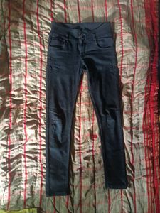 Stylish Dark Wash High-Waisted Jeans