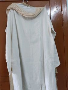 Cream Kurta Pajama Set with Dupatta.