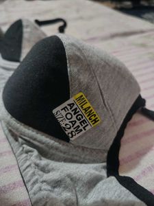 Comfortable Grey and Black Bra 28B
