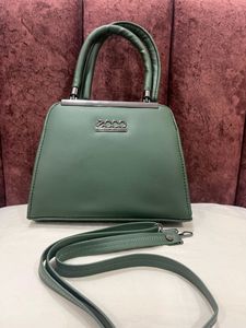 Beautiful Green Purse With Long Belt
