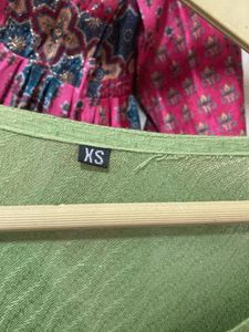 SHORT KURTI