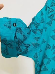 Kurtha With Double Sided Pockets