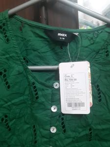 Brand New Max Top