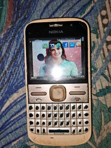 Nokia E5