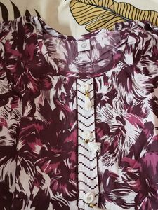 Beautiful Floral Print Kurta Set