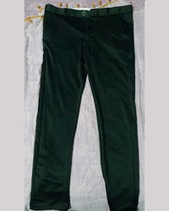 fitted dark green trousers (unisex)