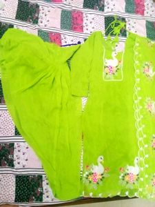 Beautiful Suite Salvar Set With Dupatta