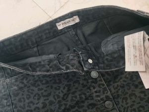 Leopard Print Button-Front Denim Skirt