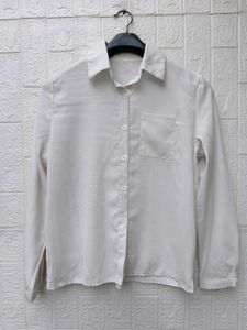 New with tag Chic White Oversized Button-Down Shir
