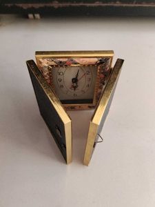 Foldable Triple Photo Frame with Clock