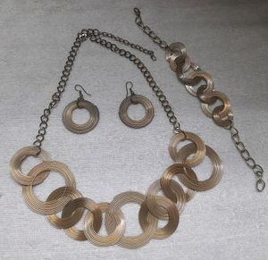 Retro Statement Jewelry Set Wire Hoops Partywear