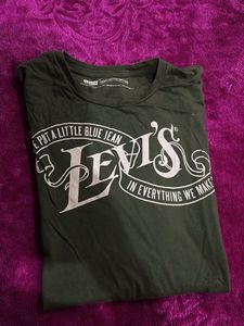Levi's Green Graphic T-Shirt