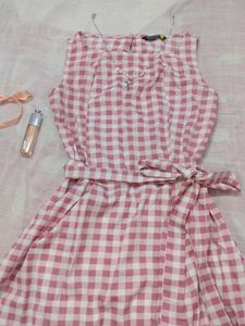 gingham print dress 🌸🫧