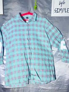 SHEIN  Plaid Button-Up Shirt