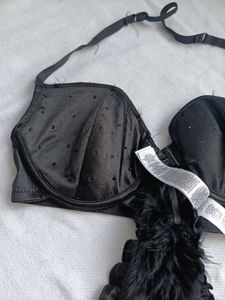 Elegant Black Lace Trim Bra