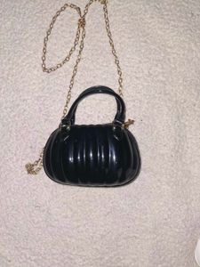 Cute Black Pumpkin Bag with Gold Chain