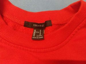 Red Cropped sweatshirt