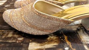 Sparkling golden diamond work heels