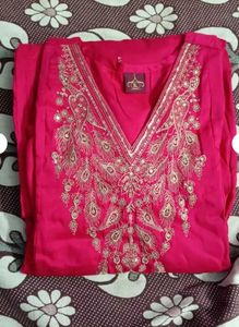 Beautiful Pink Embroidered Kurta Set