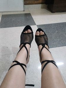 Multi Styler Black Heels