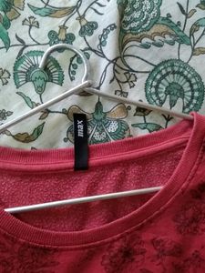 Sweat Shirt