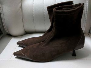 Chic Pointed toe Brown Ankle Boots