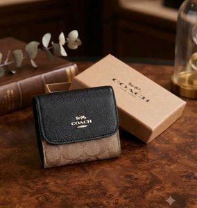 Coach Signature  Wallet