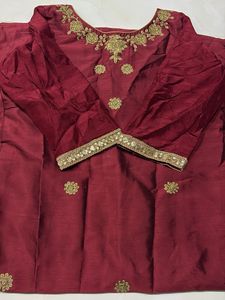 Elegant Maroon Kurta Set with Gold Embroidery