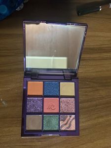Nykaa Eye Go Bold Eyeshadow Palette
