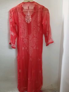 chikankari kurti