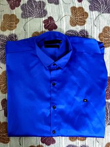 >>Royal Blue Satin Finish Casual Shirt for Men<<
