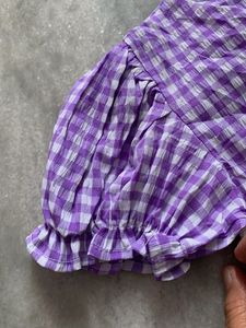 Cute Purple Gingham Puff Sleeve Top