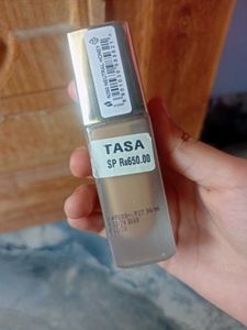 lakme foundation-  shade neutral honey n260 SALE