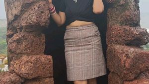Plaid Pencil Skirt