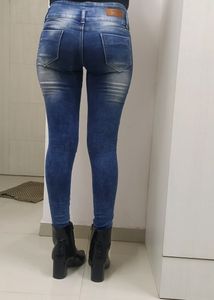 Brand - Coral. ,Size - 28 , Colour - Blue With Ripped Design