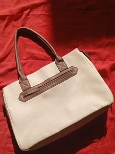 pantaloons Cream laptop handbag
