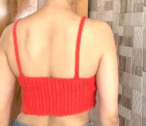🧡 Orange Crop Top