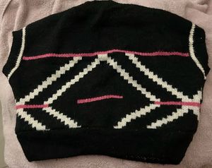 Patterned Knit Vest