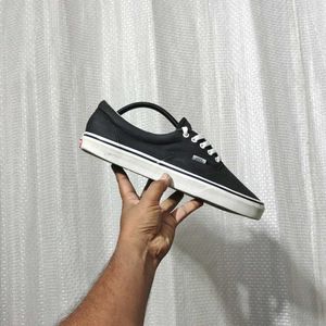 Classic Black Vans Sneakers