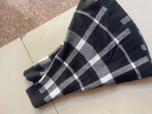 woolen short skirt