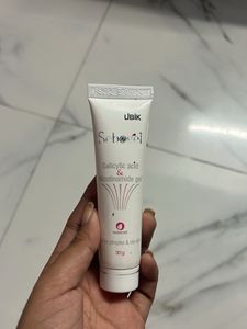 Sebogel Salicylic & Niacimide Gel For Face Pimple