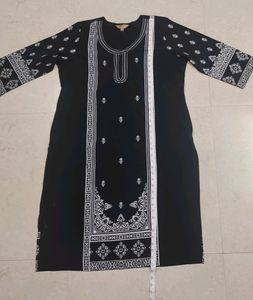 Black Anauk Kurti