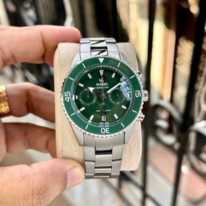 Rado Captain Cook Chronograph - Green DIAL
