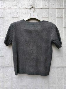 New with tag Korean Ribbed Button-Up V-Neck Crop T