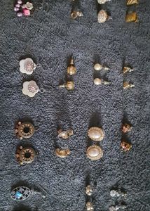 Assorted Earring Collection of 15 pieces with box