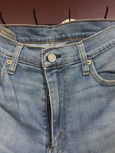 Levi's Light Wash Denim Jeans