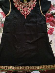 Embroidered Black Kurta | Short