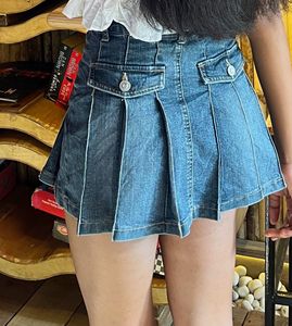 Chic Pleated Denim Mini Skirt