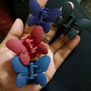 MATTE CLUCTHERS
