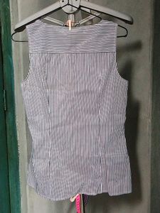 Club Monaco Tops